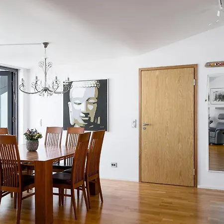 2ndhomes Luxury 2br City Penthouse With Sauna And Balconies דירה הלסינקי